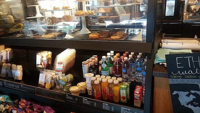 Starbucks Picture 6