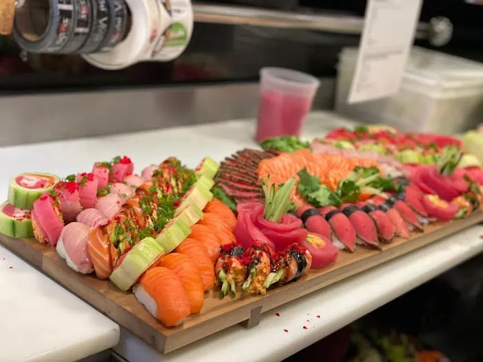Simply Sushi Picture 6