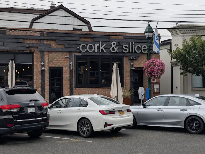 Cork & Slice Picture 3