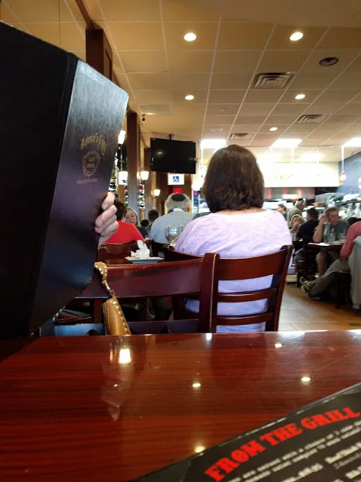 Ahuvas Grill Express Picture 6