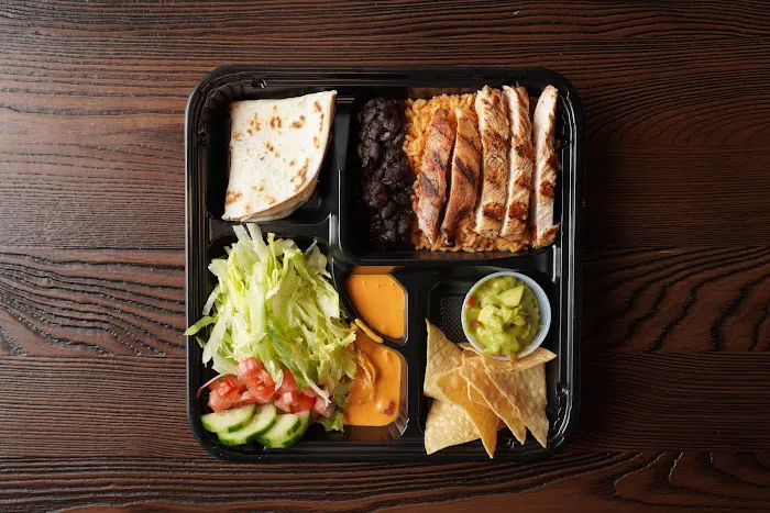 UNO Mexican Grill Picture 4