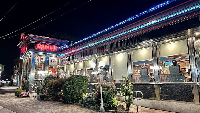 New Hyde Park Diner Picture 7