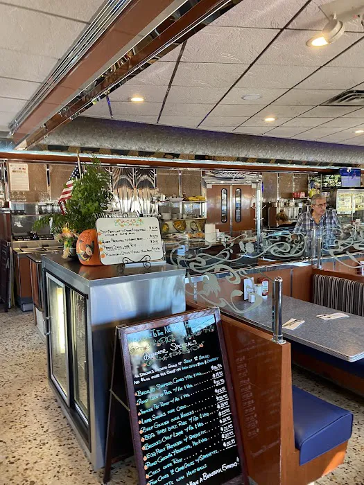 New Hyde Park Diner Picture 3