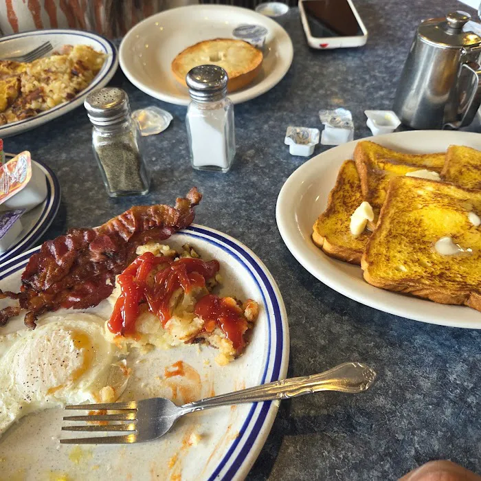 New Hyde Park Diner Picture 10