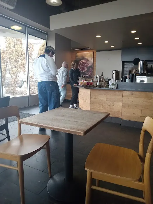 Starbucks Picture 8