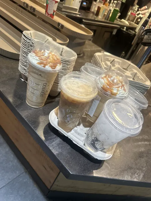Starbucks Picture 4