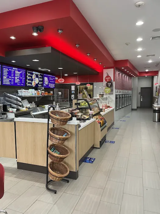 Red Mango Picture 2
