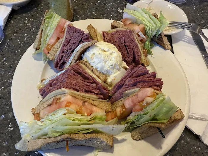 Omega Diner Restaurant Picture 6