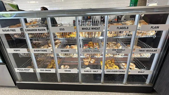 Bagel Lab Bakery & Deli Picture 6