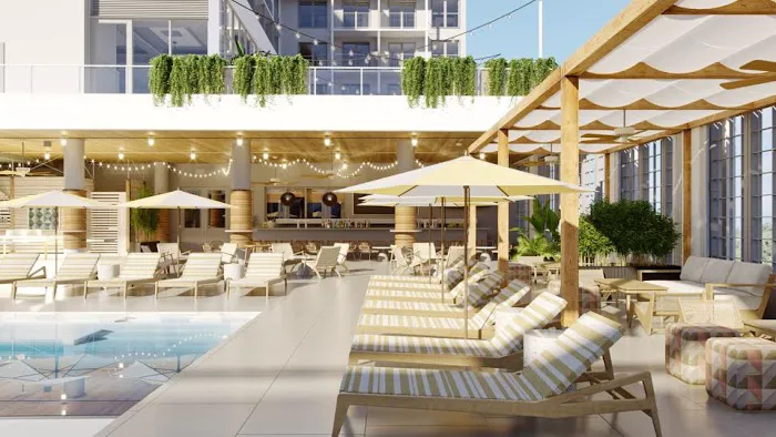 The Pool House Picture 9