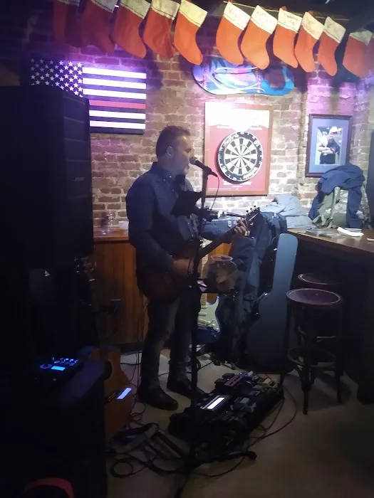 Healy's Pub Picture 5