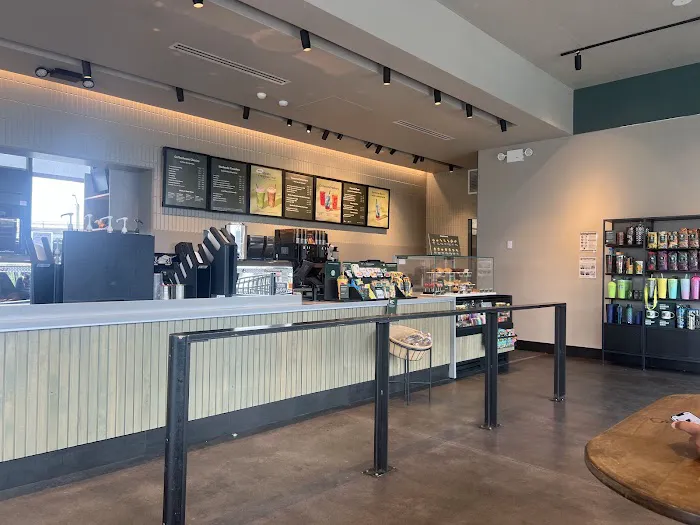 Starbucks Picture 10