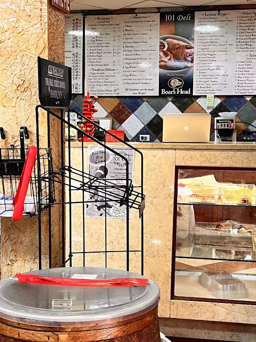 101 Deli Picture 1