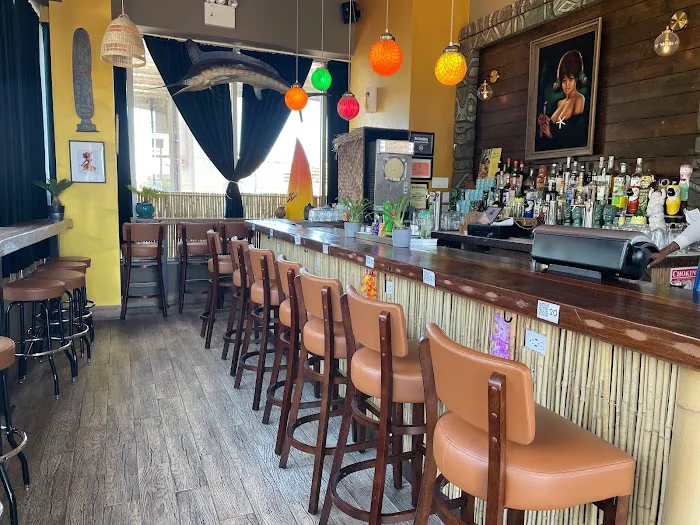 Rockaway Tiki Bar Picture 5