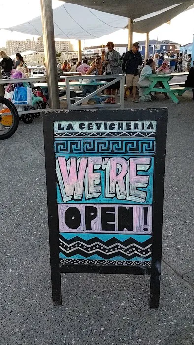La Cevicheria Picture 3