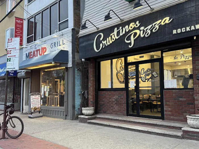 Crustinos Pizza Picture 3