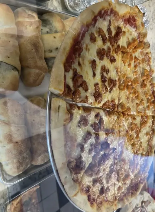Tommy's Pizza Broad Channel Picture 4