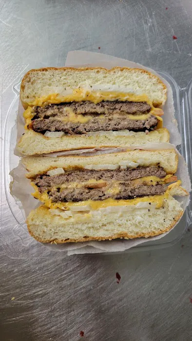 Ave V Gourmet Deli Picture 1