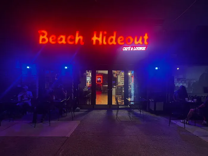 Beach Hideout Picture 1