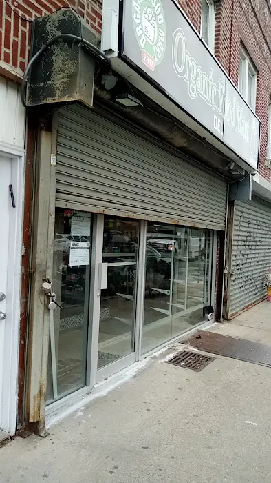 Organic Food Mart Deli Picture 2