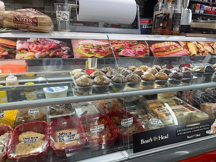 Organic Food Mart Deli Picture 4