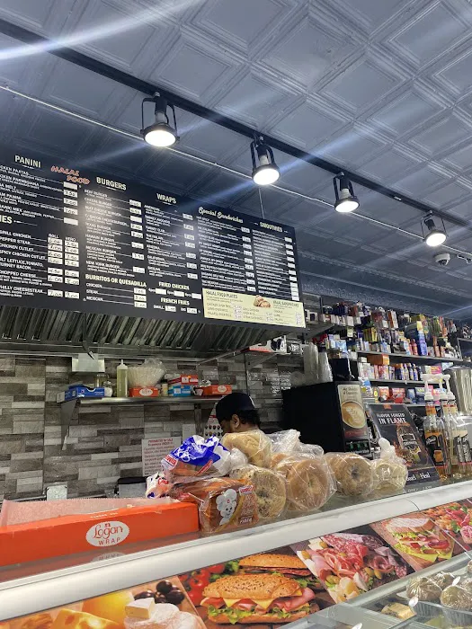 Organic Food Mart Deli Picture 8