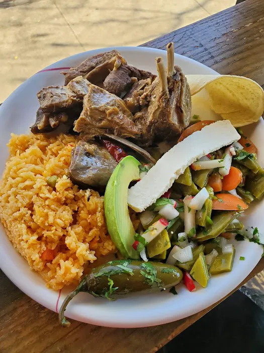 Azteca Deli Picture 1
