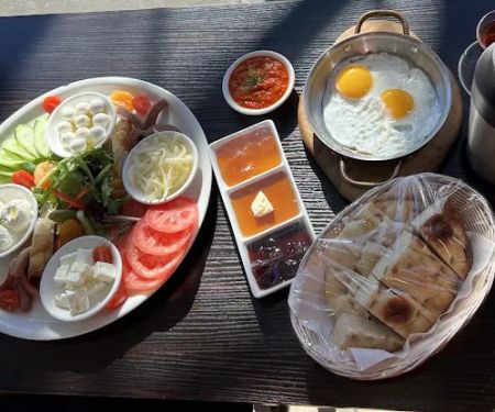 Backyard Pizza Cafe