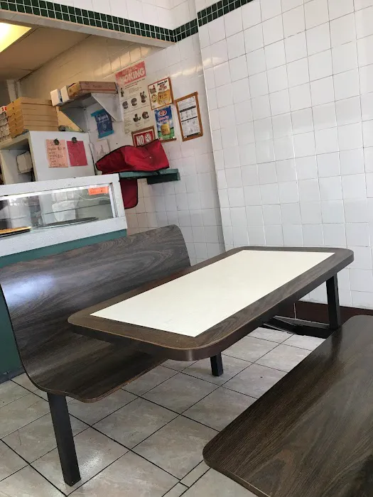 Neptune Pizza Picture 3