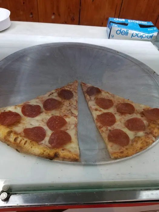Juniors Pizza Picture 4