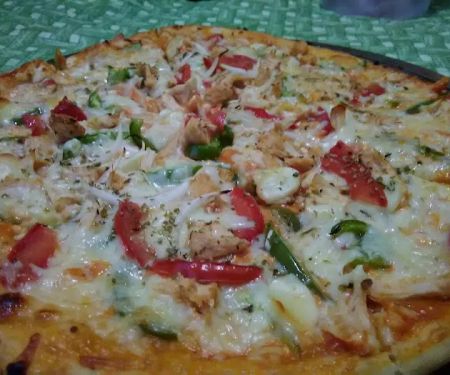 Juniors Pizza