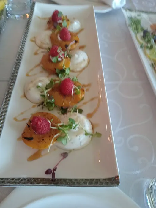 Trend Restaurant & Lounge Picture 2