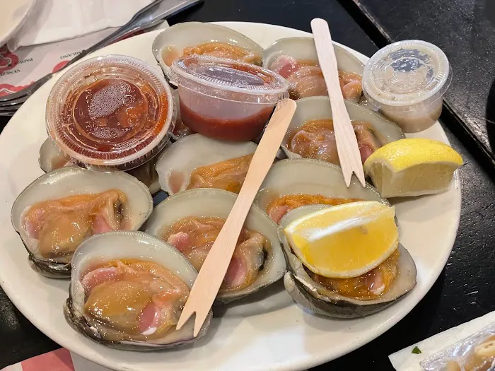 Randazzo's Clam Bar Picture 5