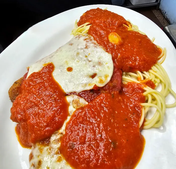 Randazzo's Clam Bar Picture 4