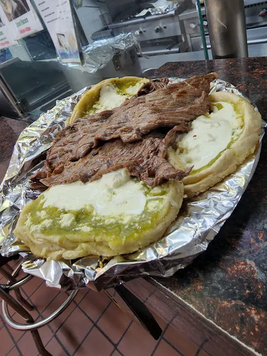 El Jarochito Picture 4