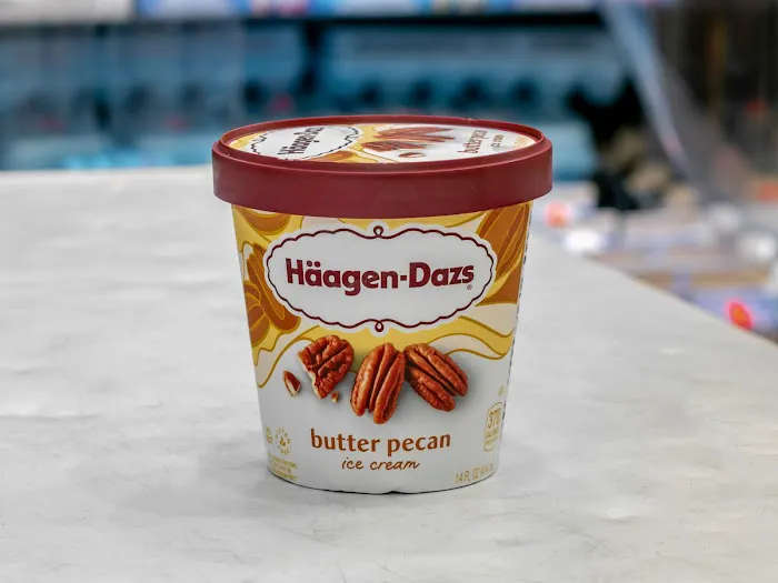 Z Market & Deli Picture 4