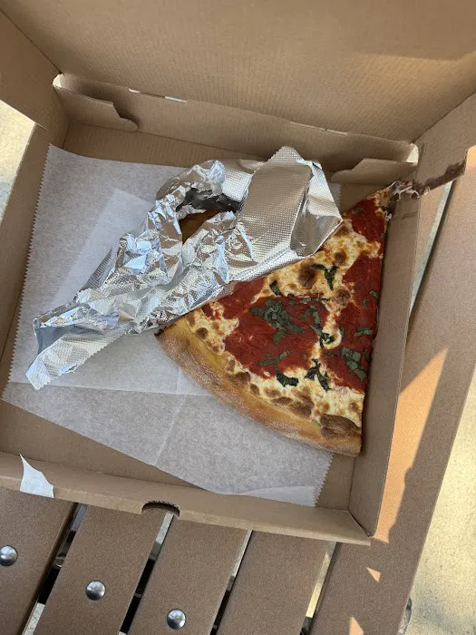 Mamma Leone's Pizzeria Picture 9