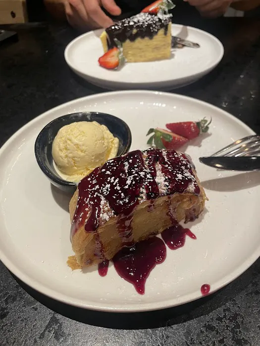 WOW Cafe Picture 5