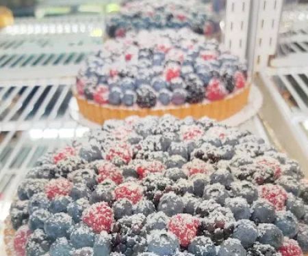 Elegante Pastry Shop