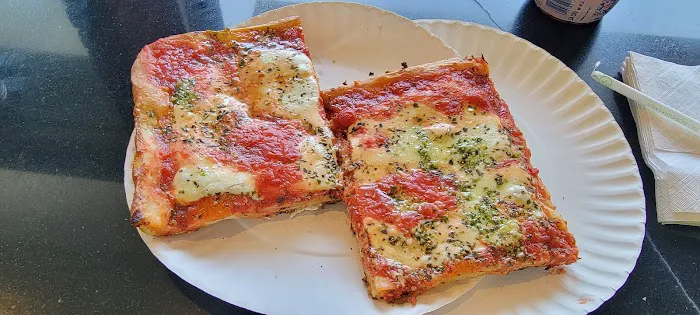 Pizza D'Amore Picture 5