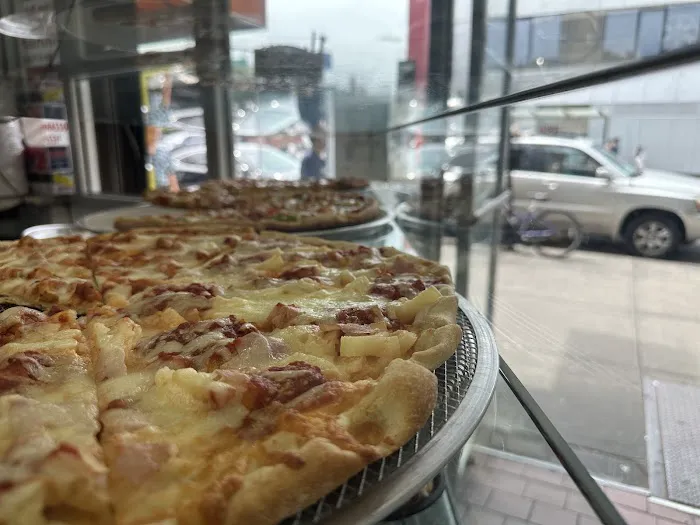 Pizza Den Picture 9