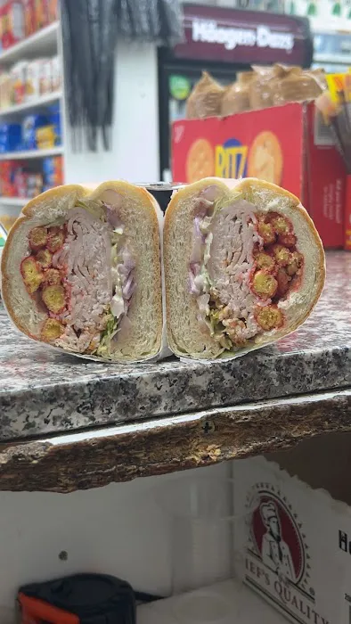 U Gourmet Deli & Grill Picture 3