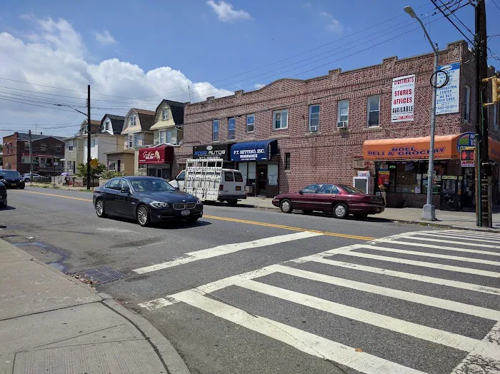 Noel Deli & Grocery Picture 5