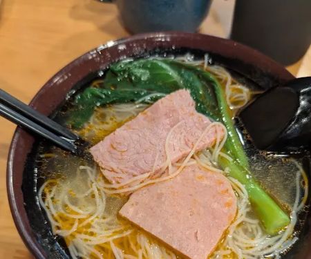 爱家茶餐厅 Hometown Cafe