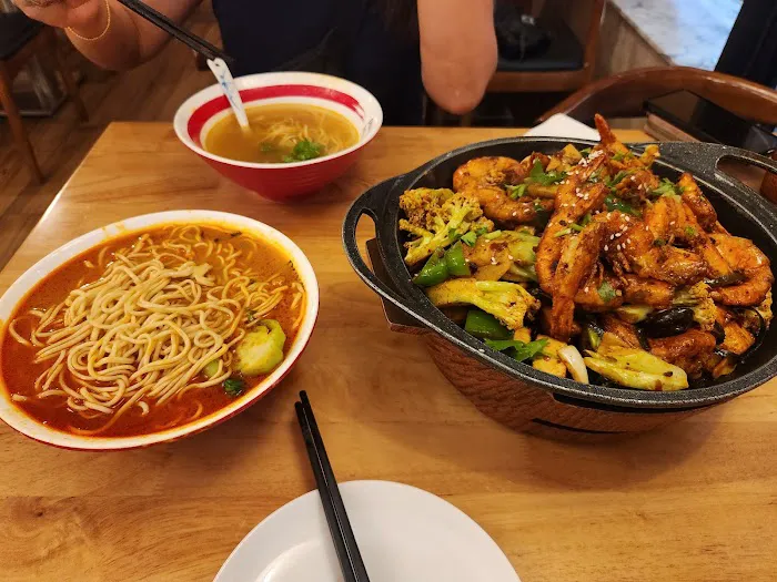 Dun Huang Beef Noodles 敦煌兰州拉面 Picture 6