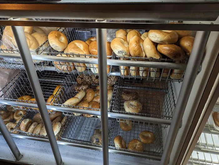 Bagels & Beyond Picture 10