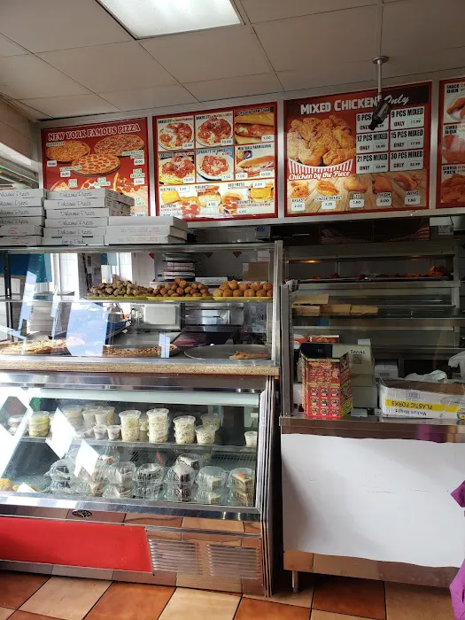 New York Fried Chicken & Pizza Picture 9