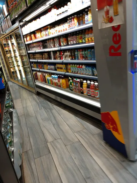 United Express Deli & Grill Picture 10