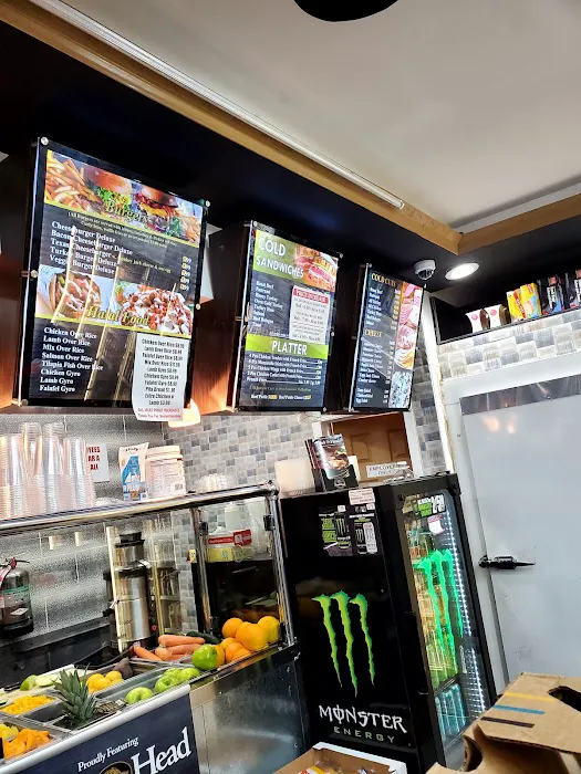 United Express Deli & Grill Picture 3