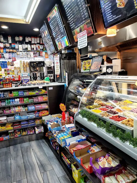 United Express Deli & Grill Picture 8